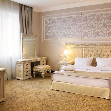 Europe Hotel Donetsk Room photo