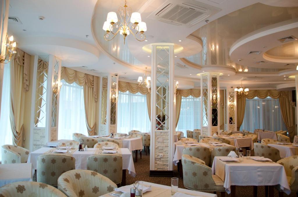 Europe Hotel Donetsk Restaurant photo